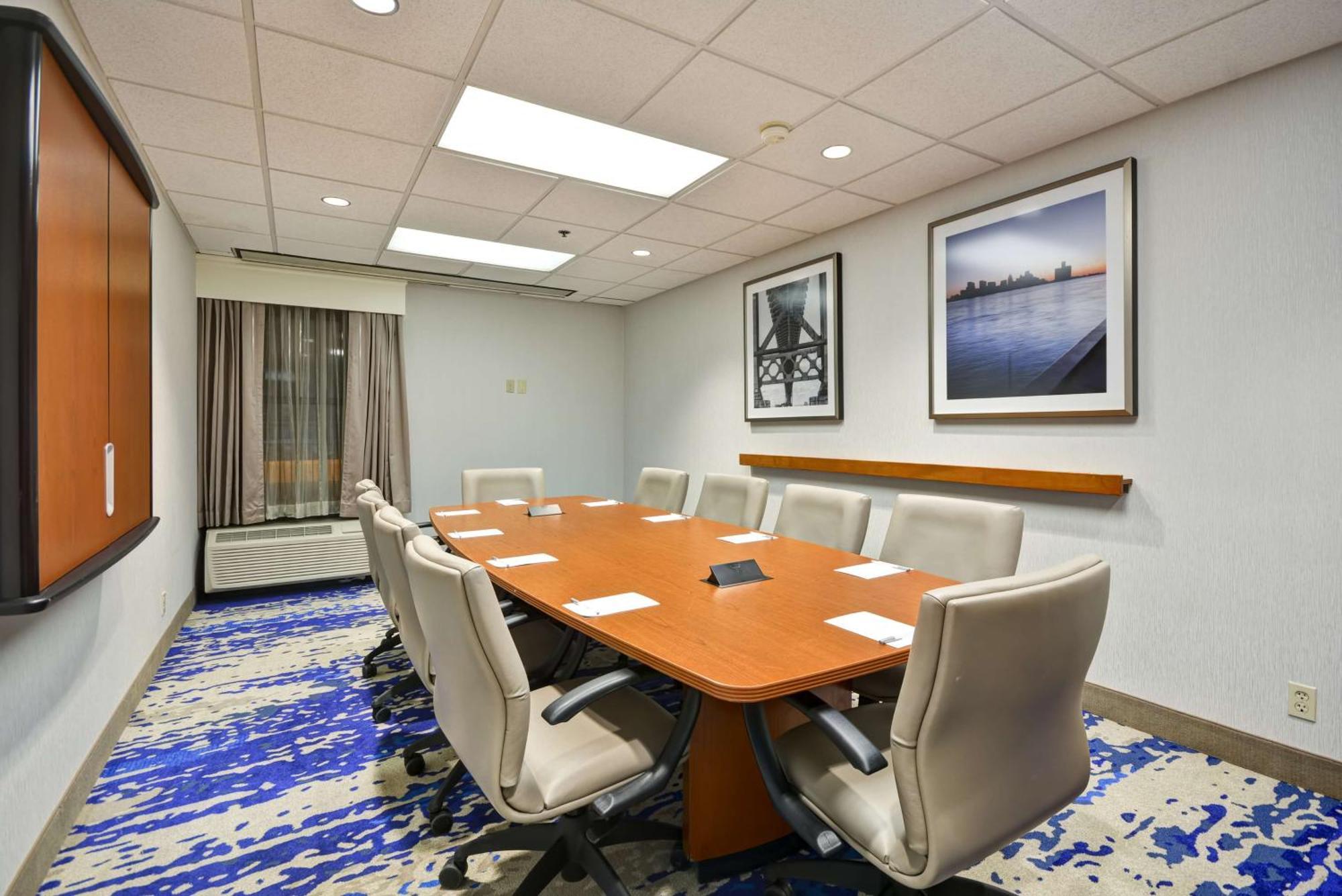 Hampton Inn Detroit Northville Ngoại thất bức ảnh