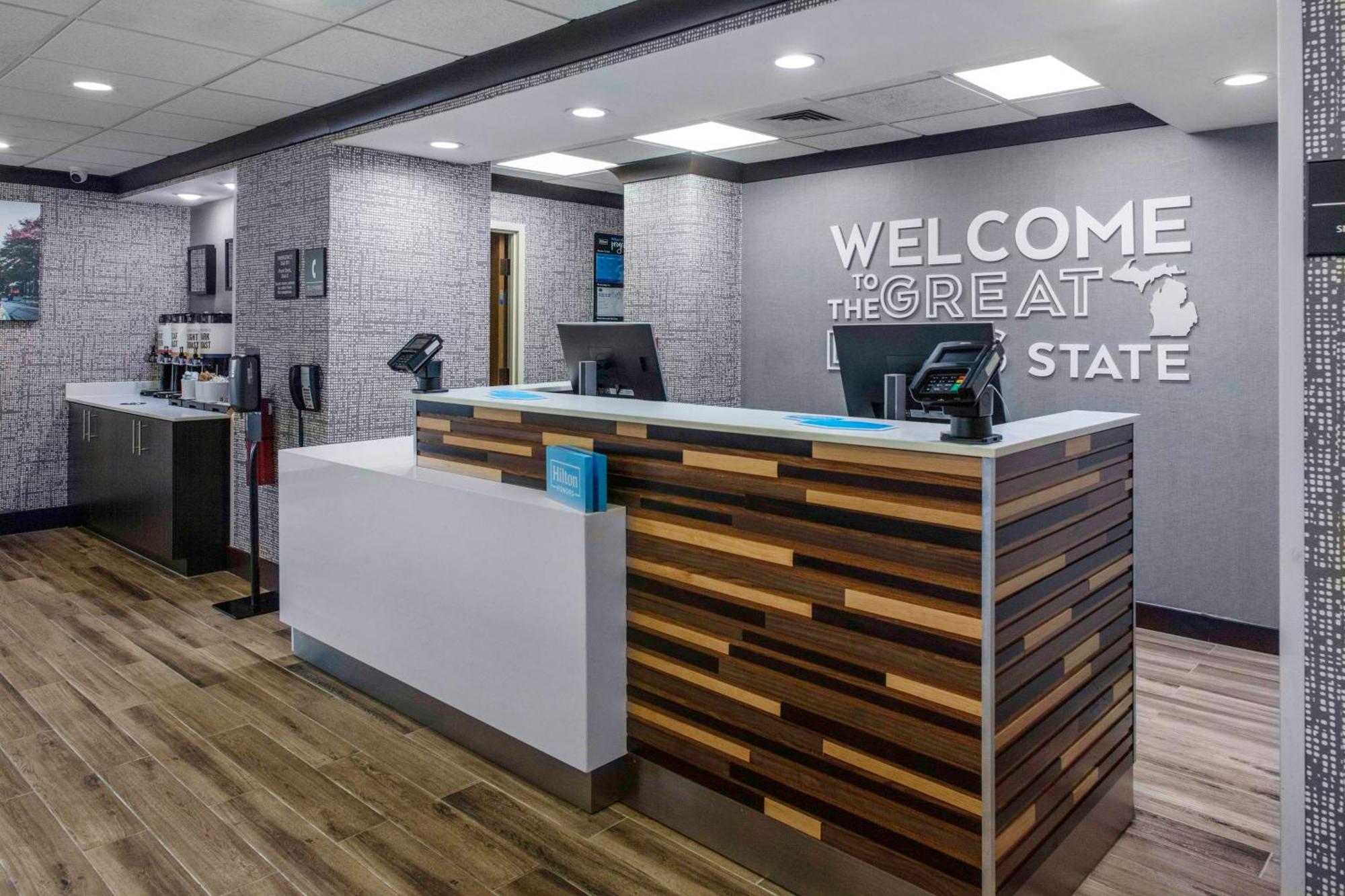 Hampton Inn Detroit Northville Ngoại thất bức ảnh