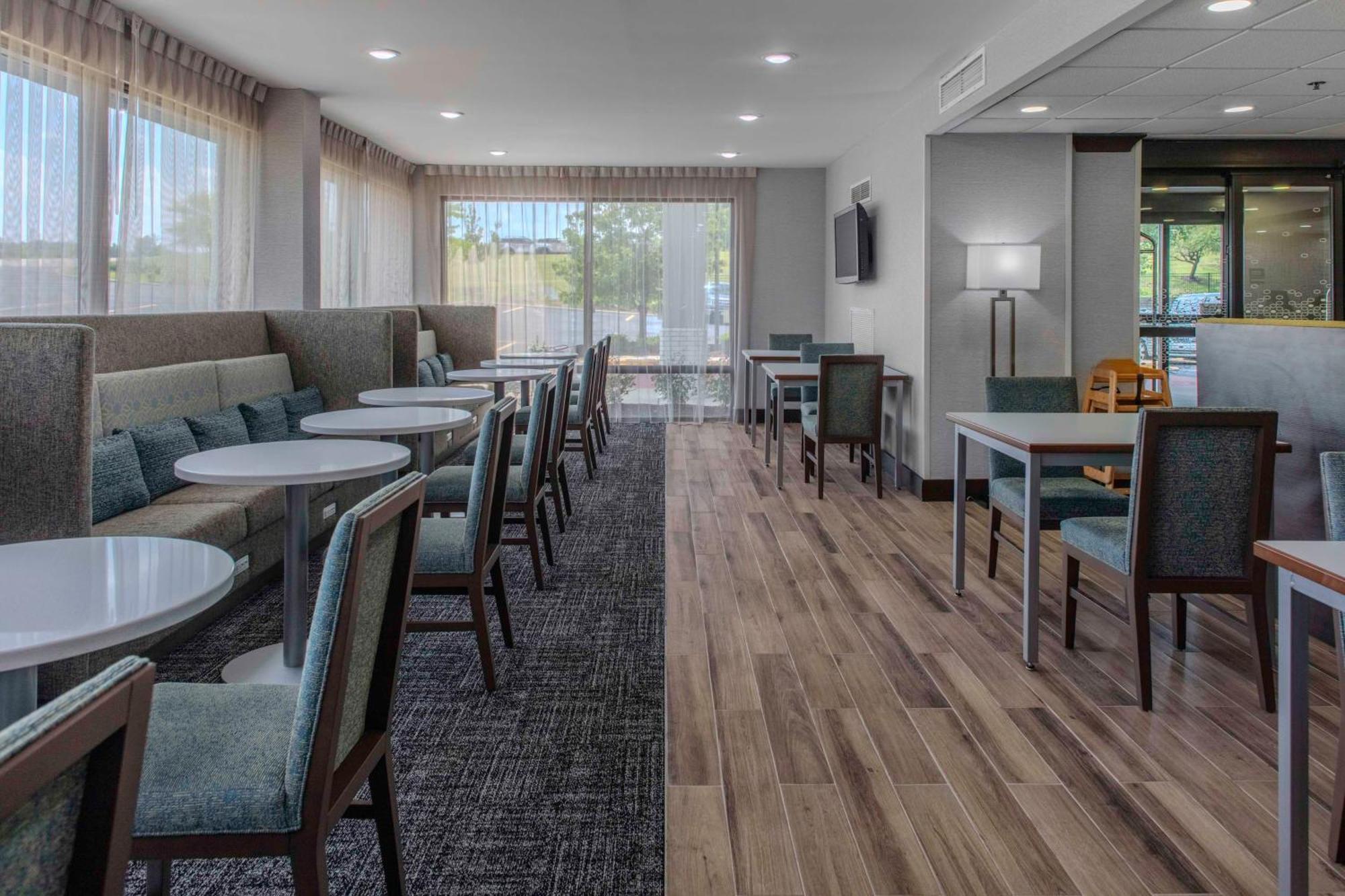 Hampton Inn Detroit Northville Ngoại thất bức ảnh