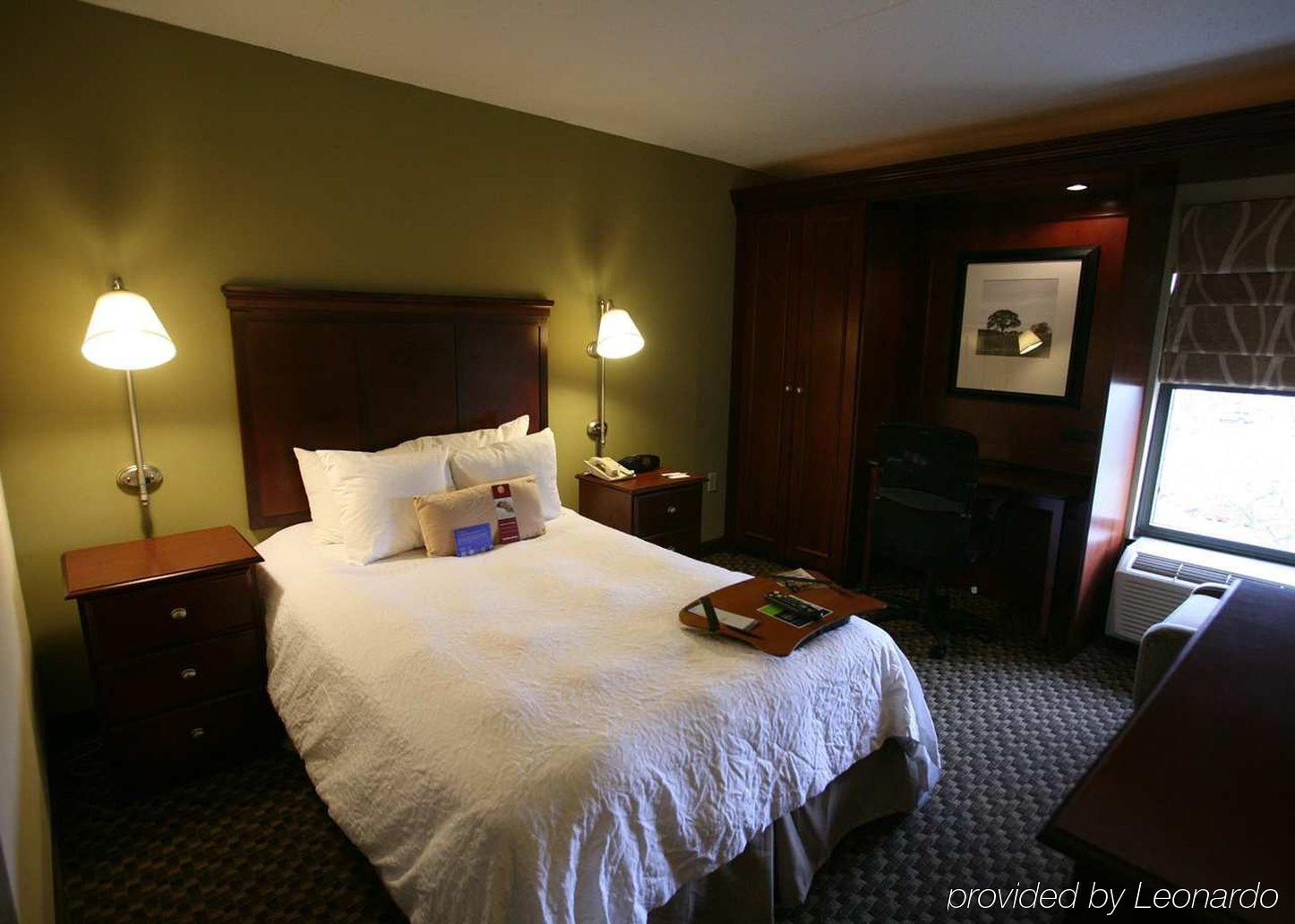 Hampton Inn Detroit Northville Phòng bức ảnh