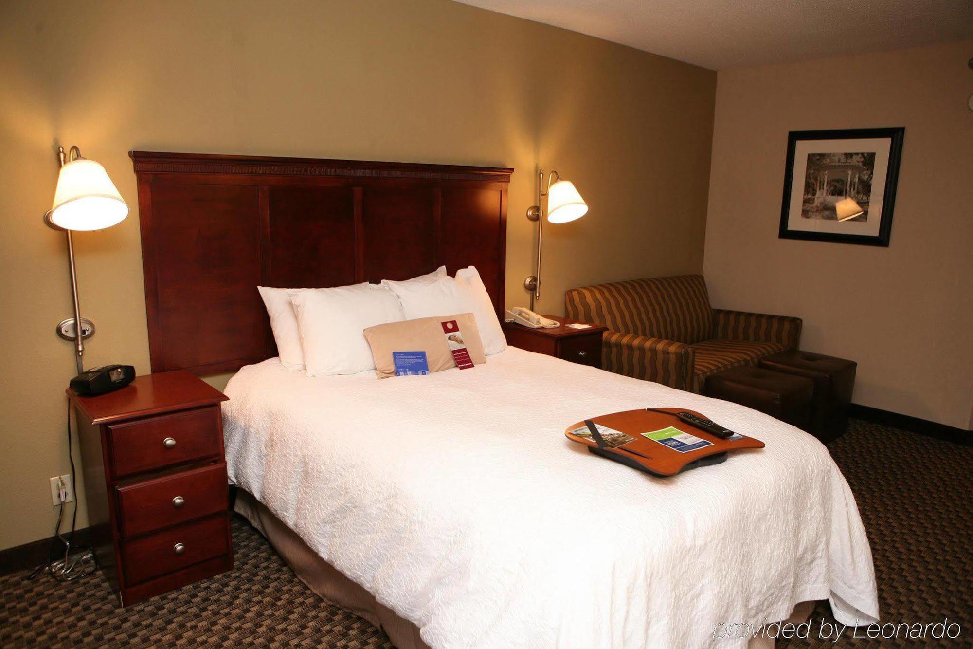 Hampton Inn Detroit Northville Phòng bức ảnh