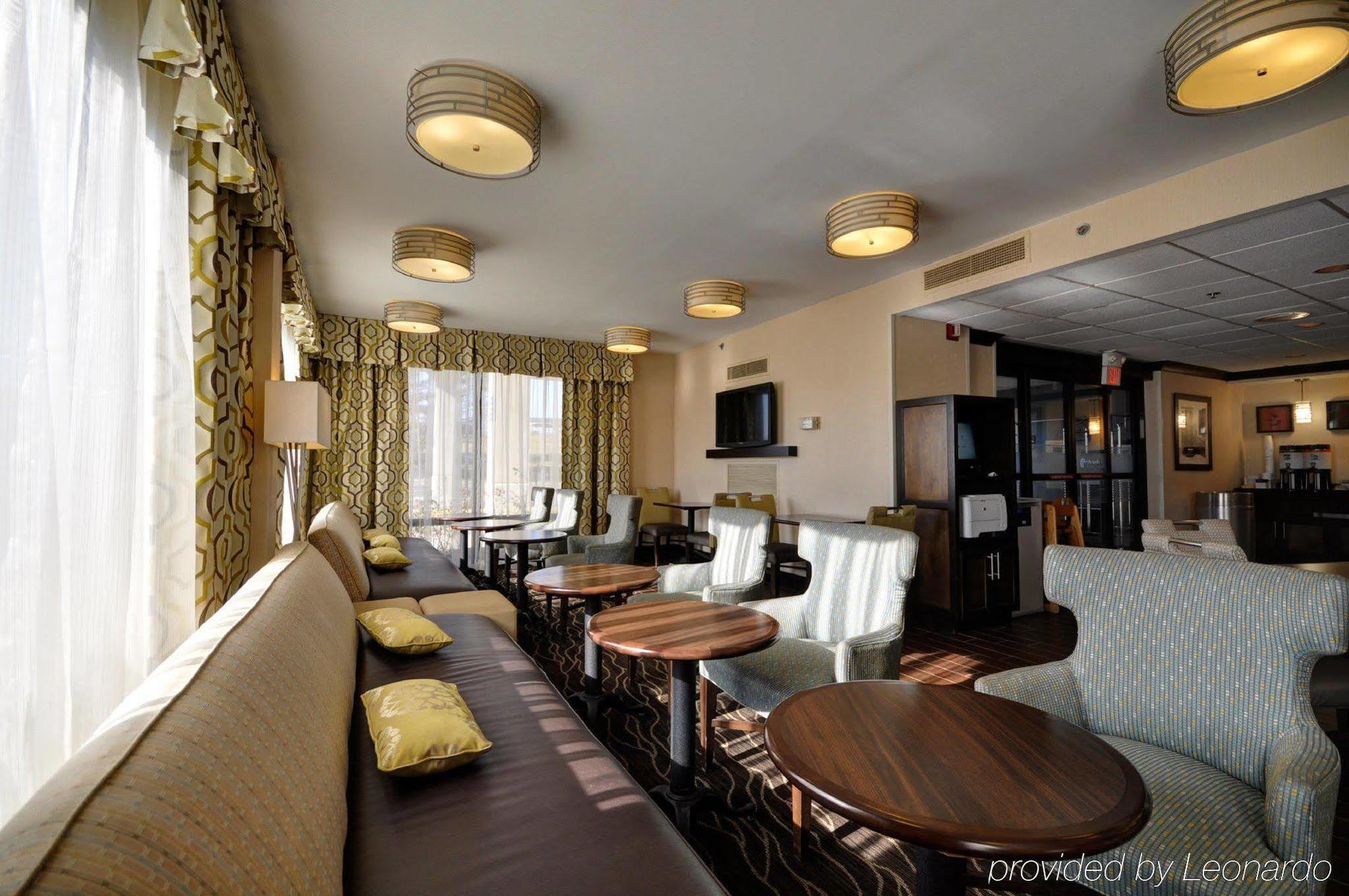 Hampton Inn Detroit Northville Ngoại thất bức ảnh
