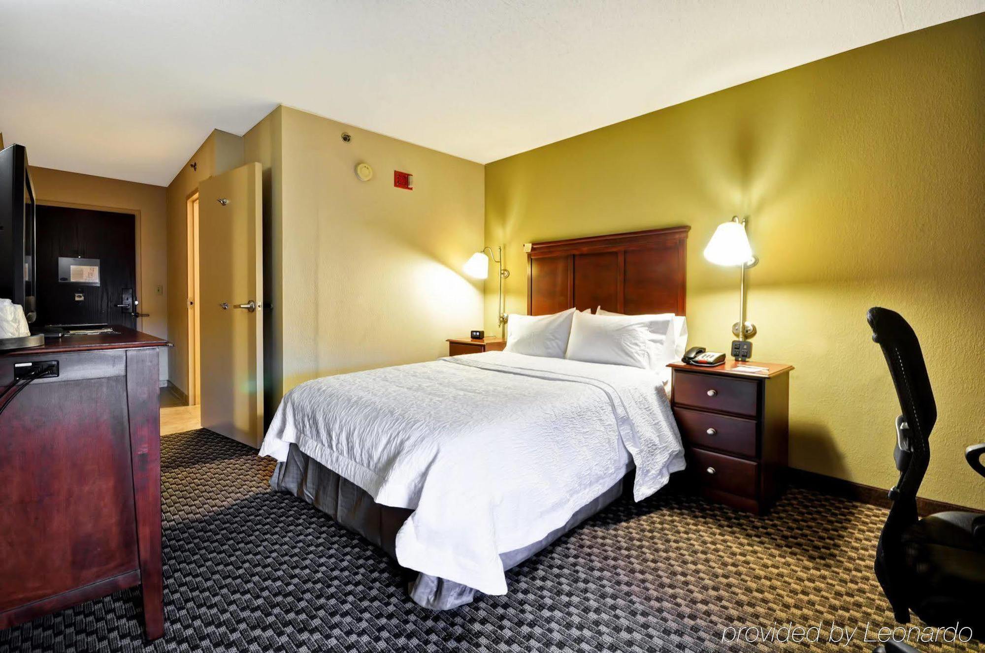 Hampton Inn Detroit Northville Ngoại thất bức ảnh