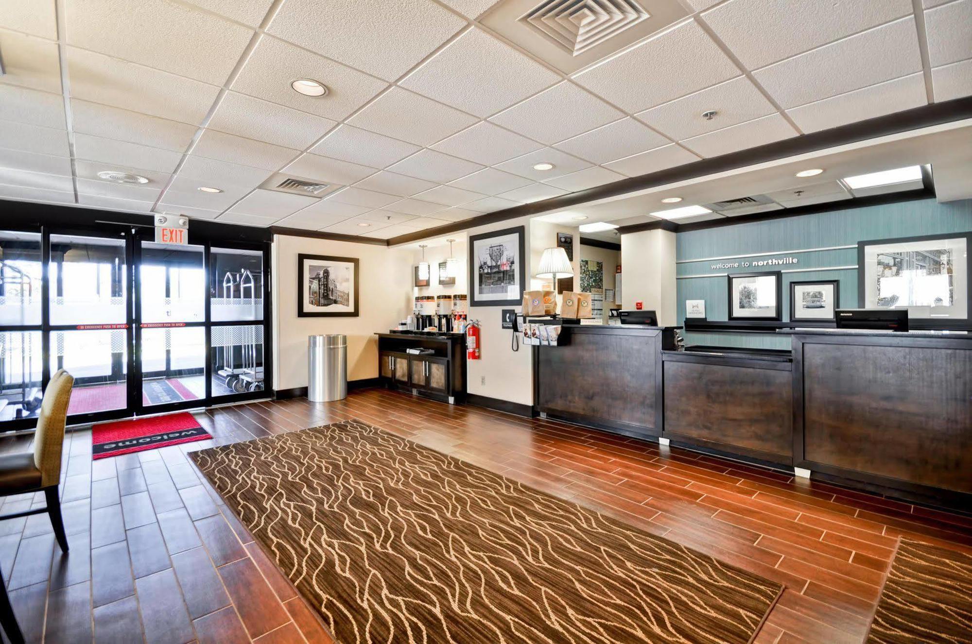 Hampton Inn Detroit Northville Ngoại thất bức ảnh
